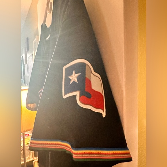 New, Nike Tejas Jersey with Mexico/Texas flags on sleeves - Picture 6 of 7